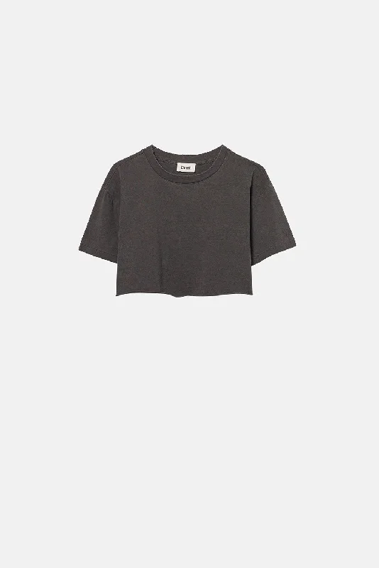 Fashion pieces that complement every woman’s style   OVERSIZED BABY CORE TEE