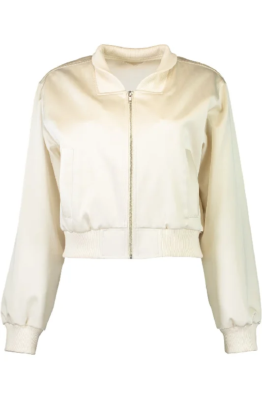 The ultimate guide to stylish women’s fashion   Cala Bomber